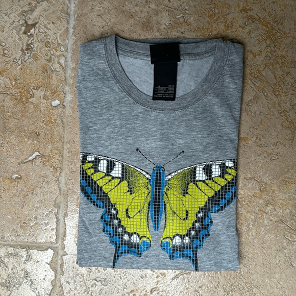 Nike Sportswear - Butterfly - Medium - Picture 2 of 7